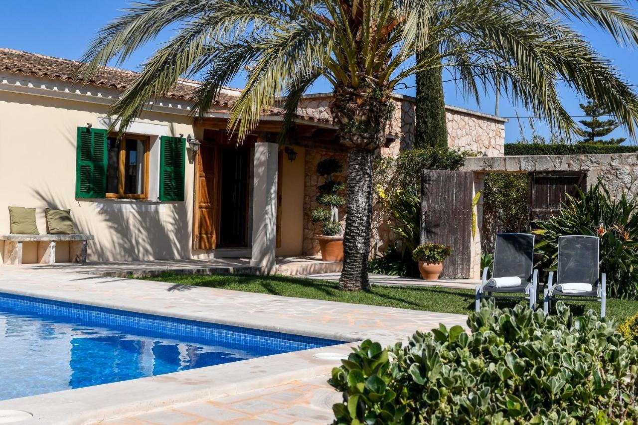Moderne Finca Can Vicento - Heizung - Pizzaofen Порто Кристо Экстерьер фото