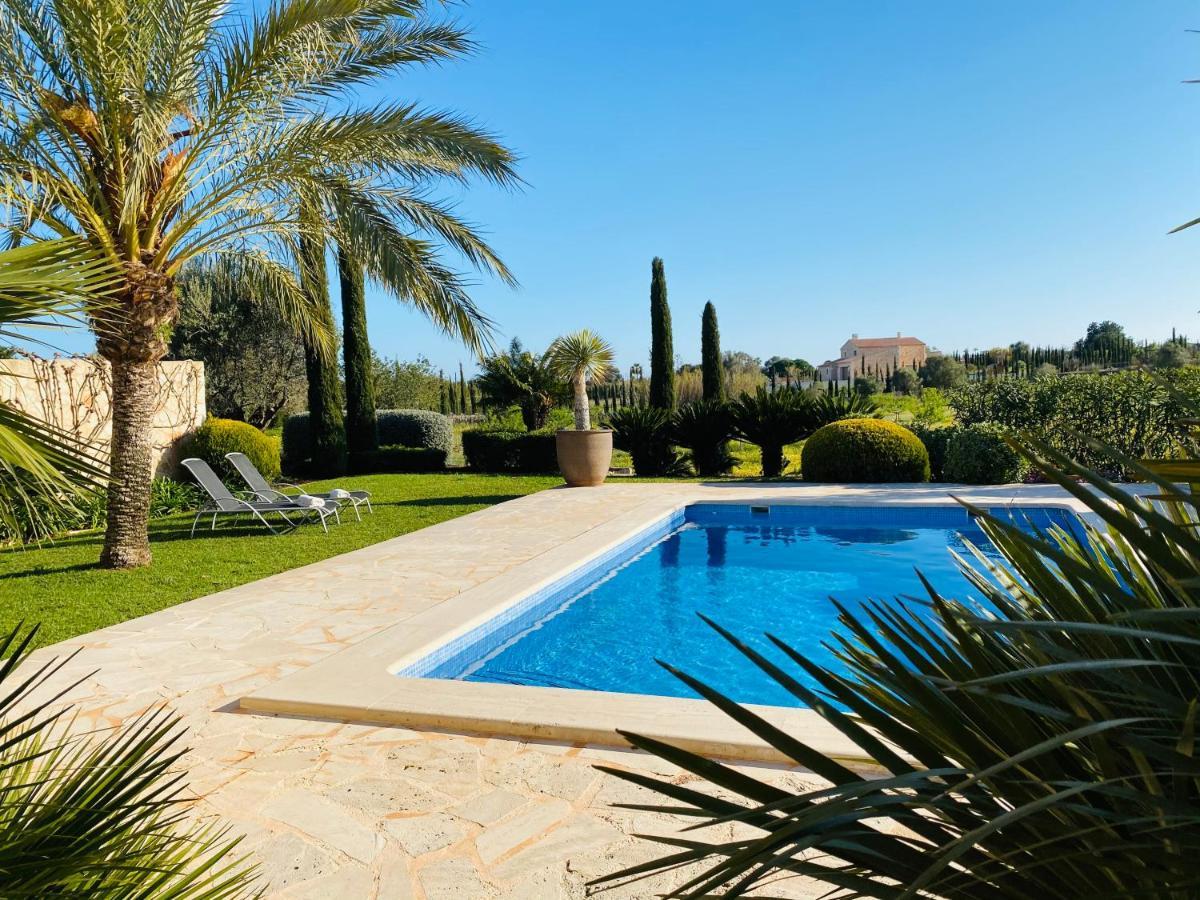 Moderne Finca Can Vicento - Heizung - Pizzaofen Порто Кристо Экстерьер фото